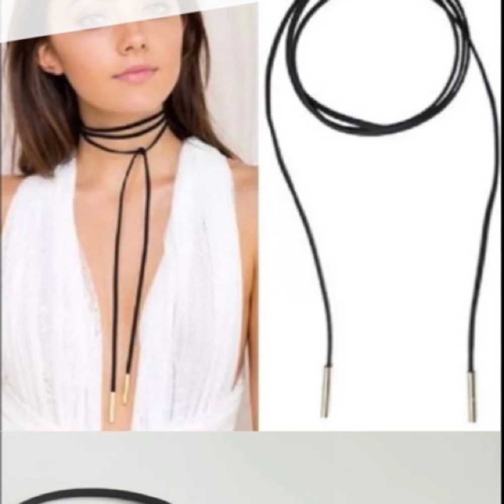 Set of 4 different chokers